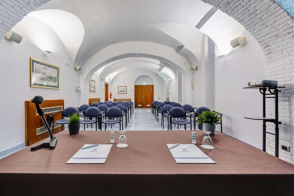 Best Western Hotel Plaza Napoli - Napoli - Vacanzelike