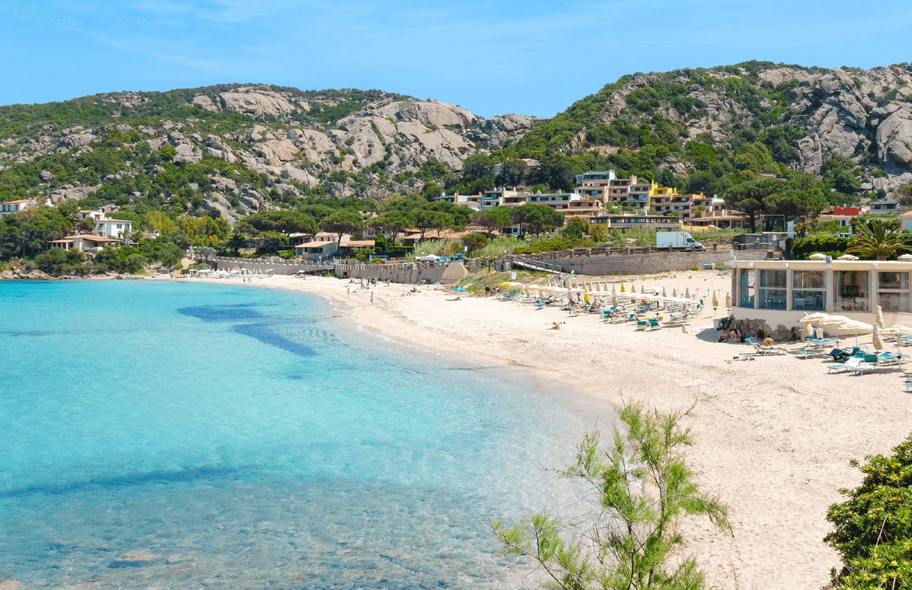Club Esse Cala Bitta - Baia Sardinia - Vacanzelike
