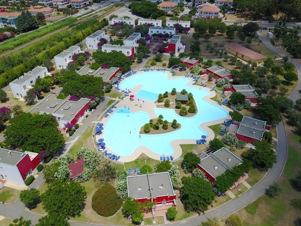Club Esse Sunbeach Resort - Squillace - Vacanzelike