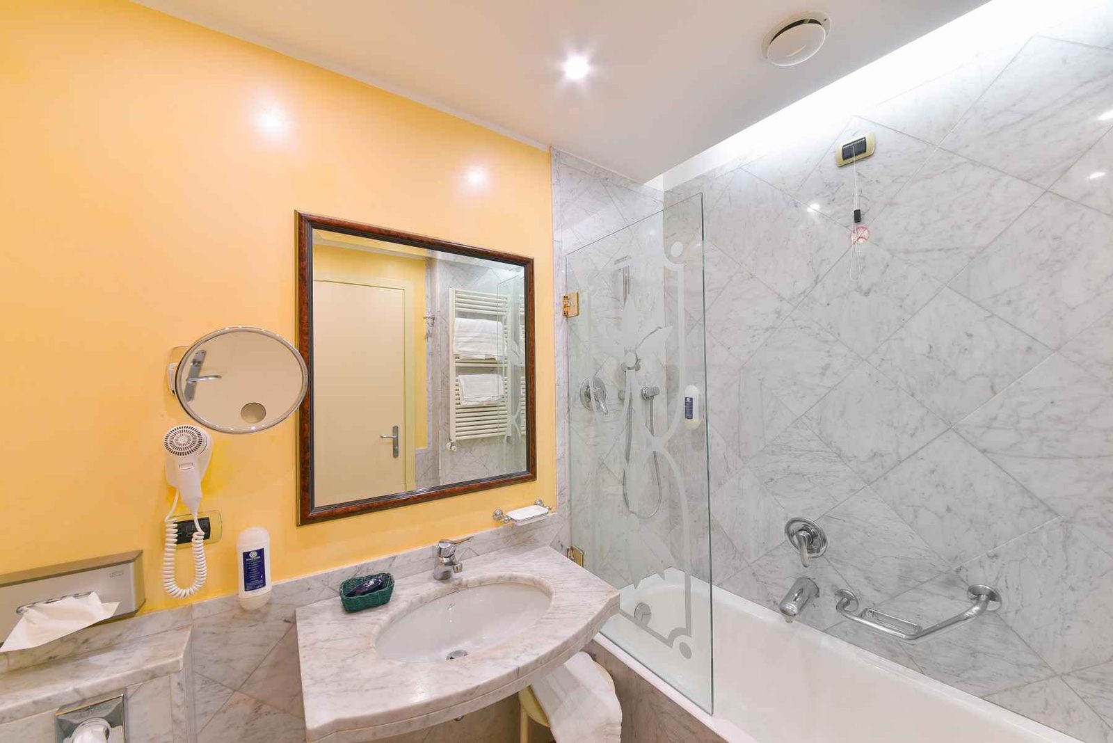Grand Hotel Re Ferdinando Ischia - Ischia Porto - Ponte - Vacanzelike