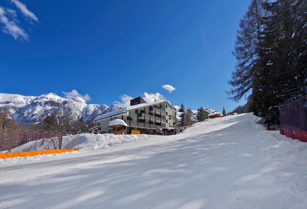 Hotel Alaska Folgarida - Folgarida - Vacanzelike