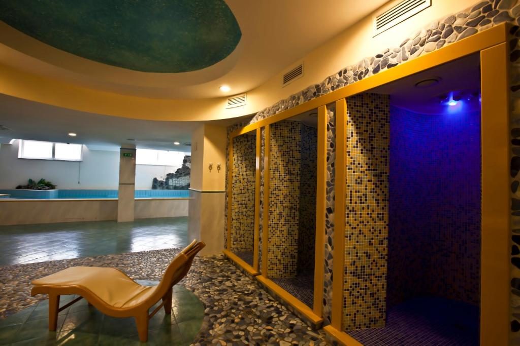 Hotel Alexander Ischia - Ischia Porto - Ponte - Vacanzelike