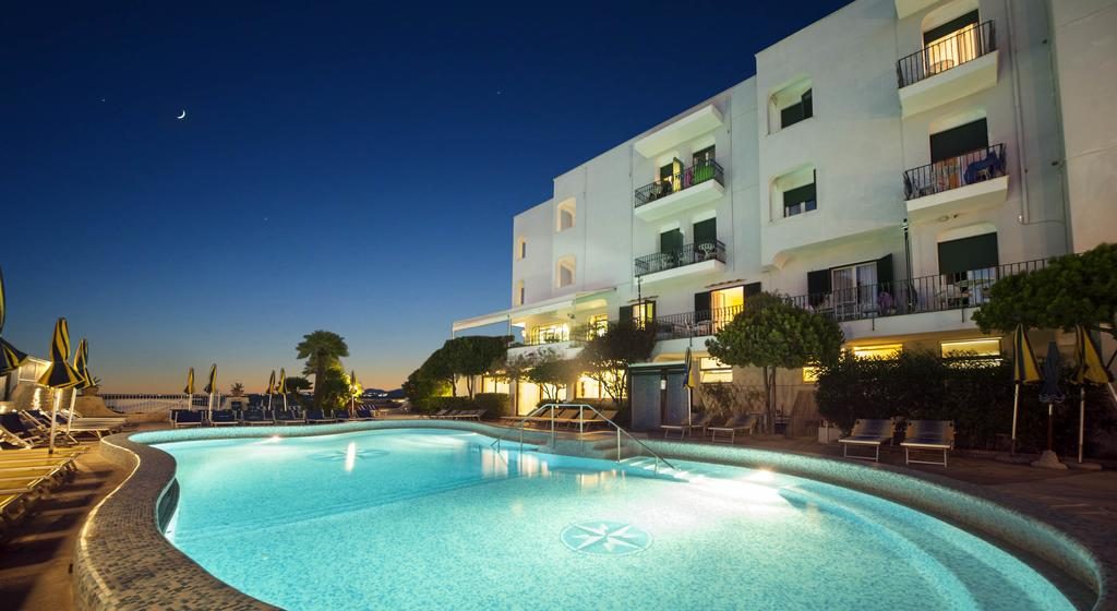 Hotel Ambasciatori Ischia - Ischia Porto - Ponte - Vacanzelike