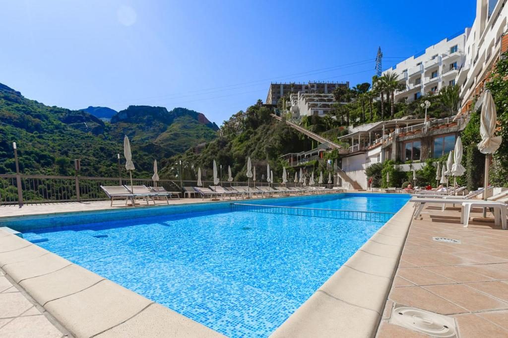 Hotel Antares Letojanni - Letojanni - Vacanzelike