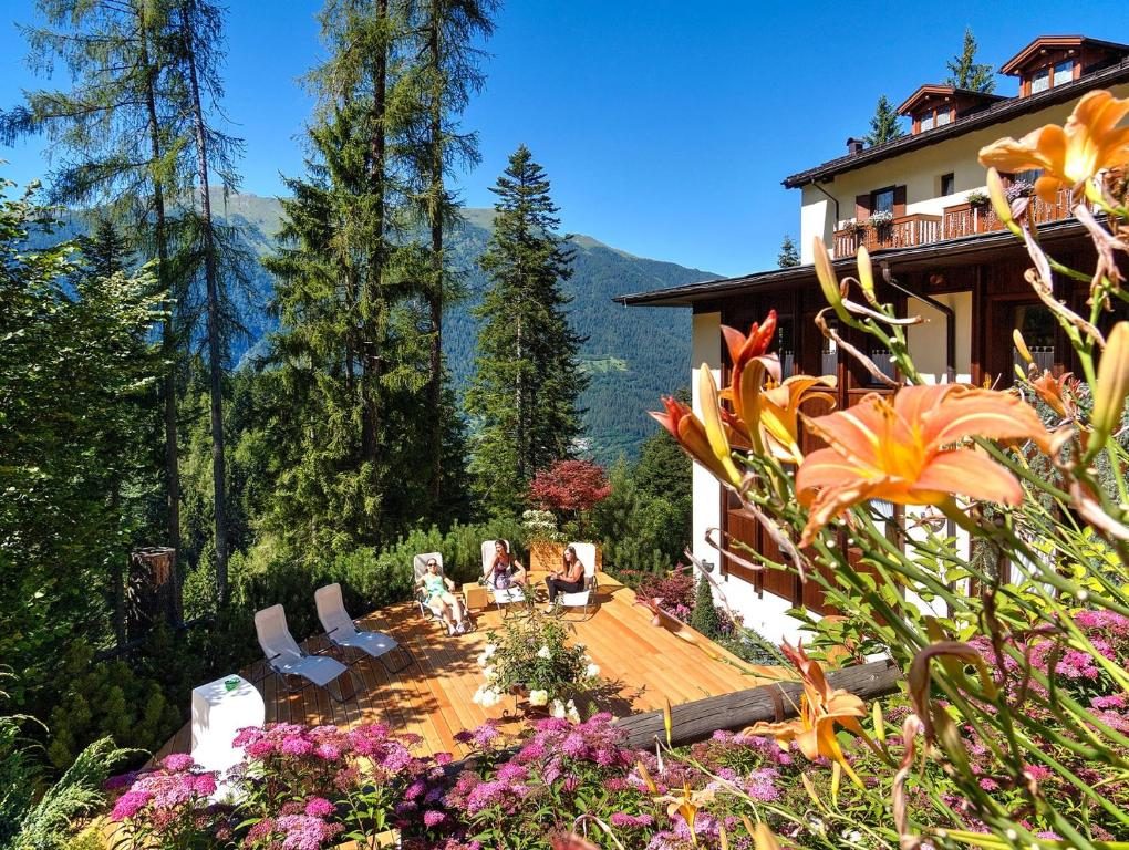 Hotel Caminetto Folgarida - Folgarida - Vacanzelike