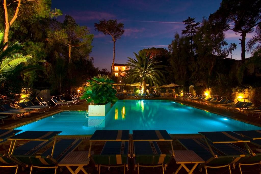 Hotel Central Park Ischia - Ischia Porto - Ponte - Vacanzelike