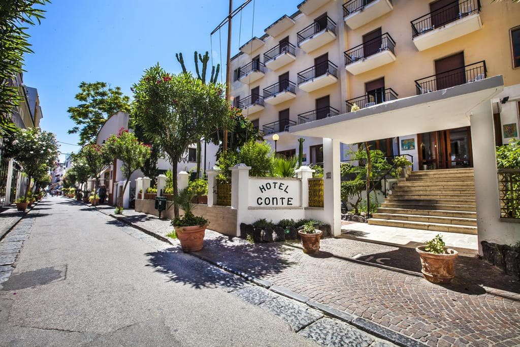 Hotel Conte Ischia - Ischia Porto - Ponte - Vacanzelike
