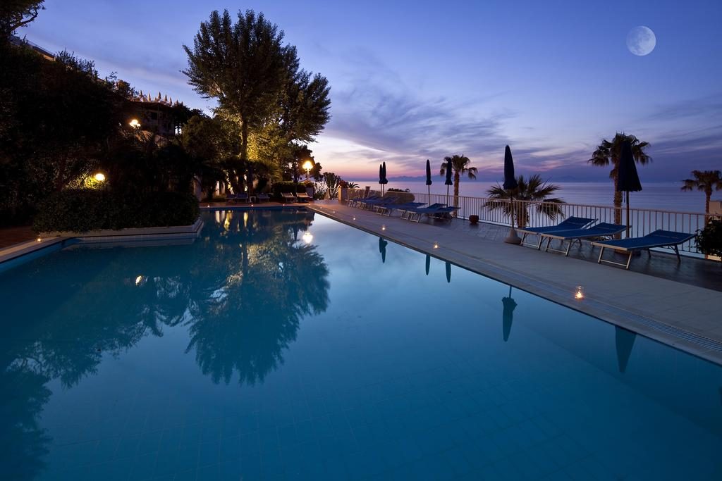 Hotel Continental Mare Ischia - Ischia Porto - Ponte - Vacanzelike