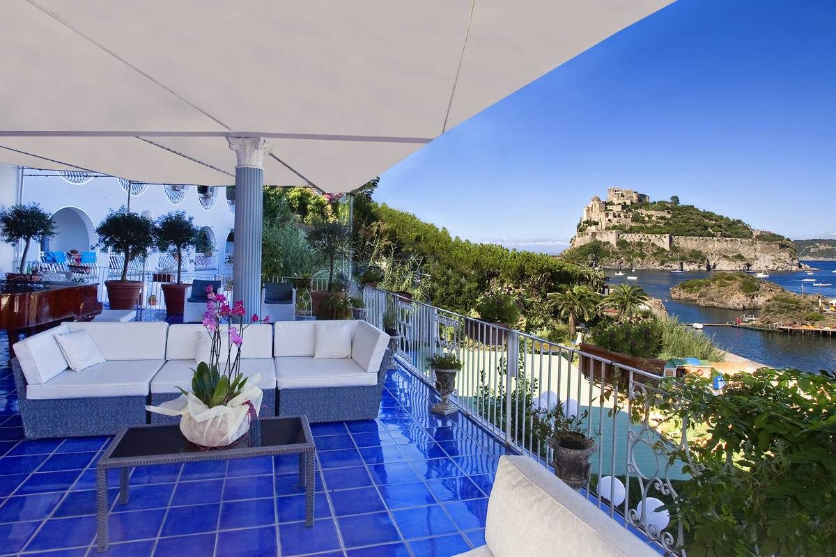 Hotel Delfini Ischia - Ischia Porto - Ponte - Vacanzelike