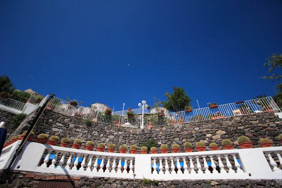 Hotel Delfini Ischia - Ischia Porto - Ponte - Vacanzelike