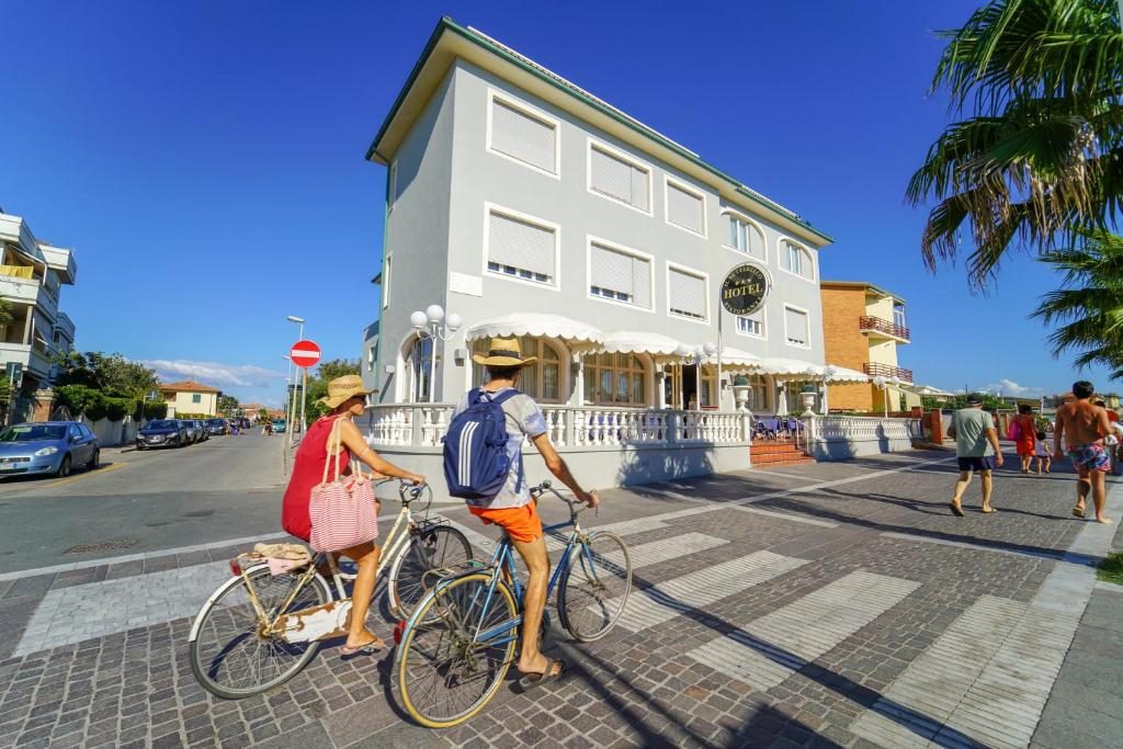 Hotel Il Settebello - Cecina - Vacanzelike