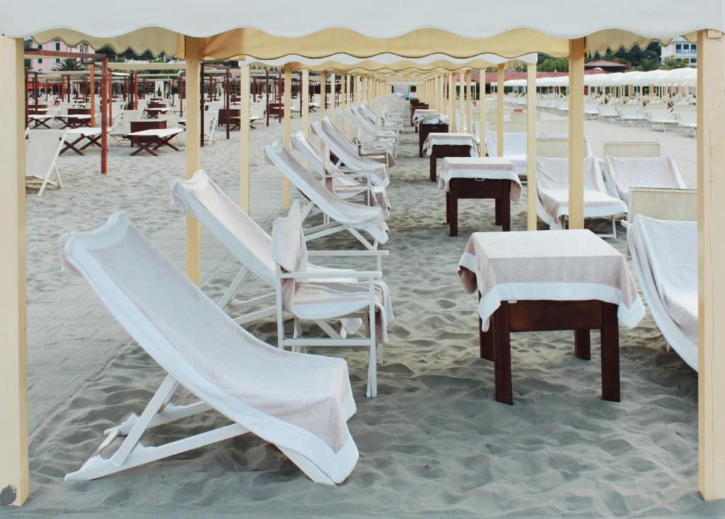 Hotel La Pigna - Marina di Pietrasanta - Vacanzelike