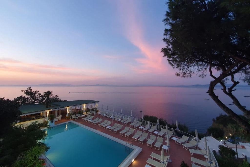 Hotel Le Querce Ischia - Ischia Porto - Ponte - Vacanzelike