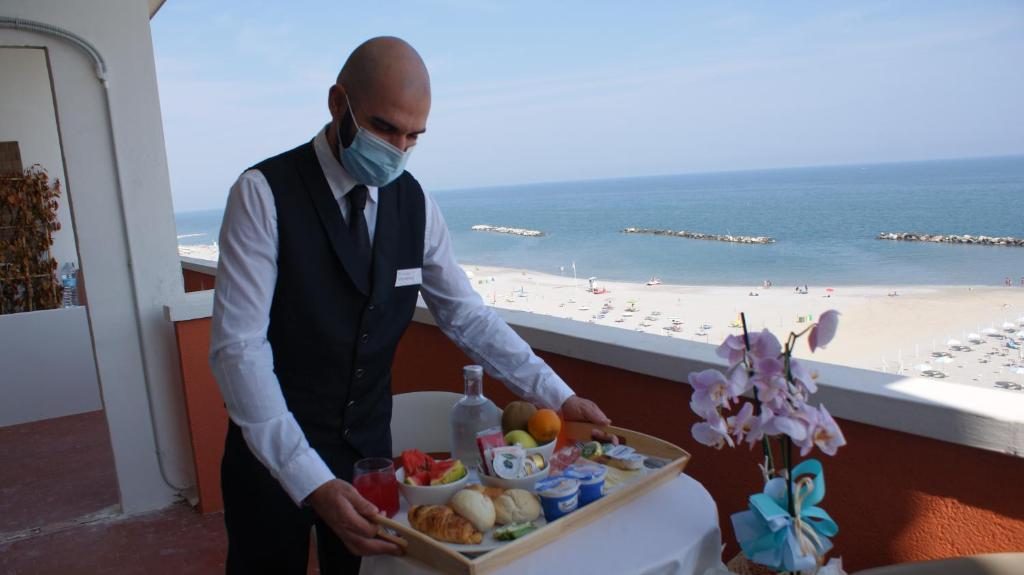 Hotel Palazzo Caveja - Rimini - Vacanzelike
