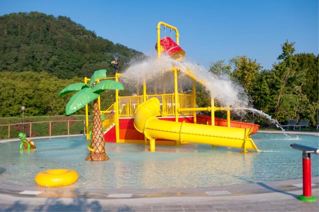 Hotel Petrarca Terme - Montegrotto Terme - Vacanzelike