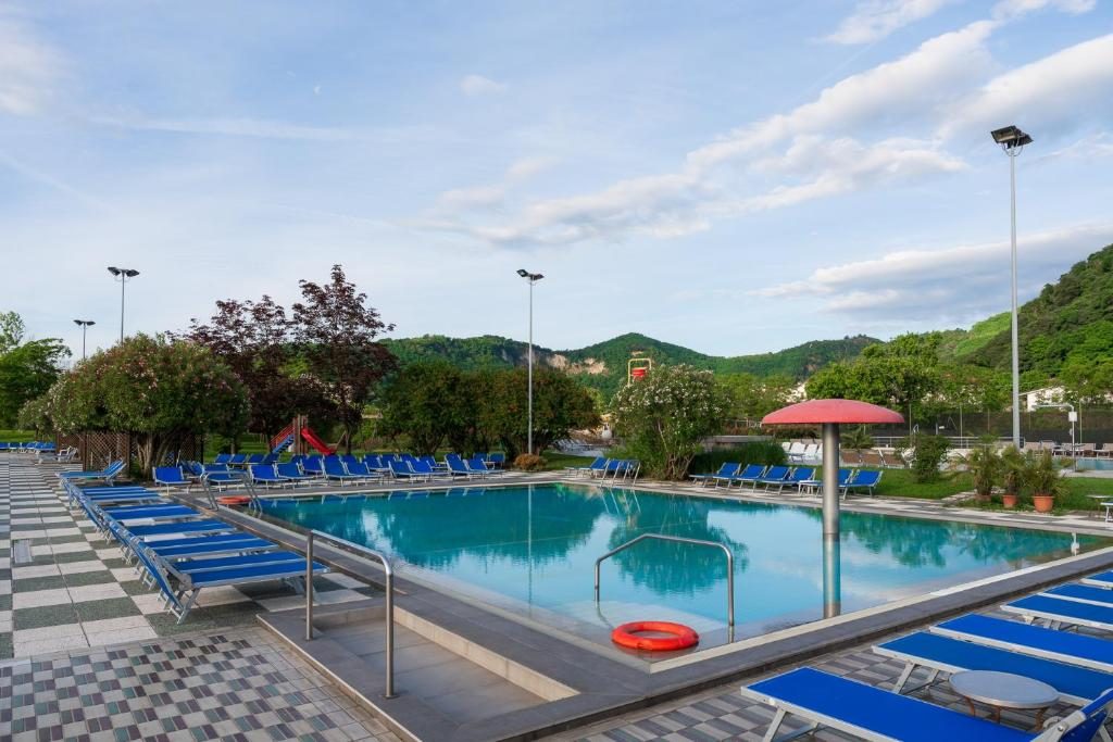 Hotel Petrarca Terme - Montegrotto Terme - Vacanzelike