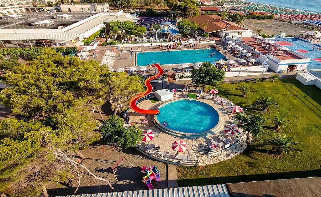 Hotel Santa Caterina Village - Scalea - Vacanzelike