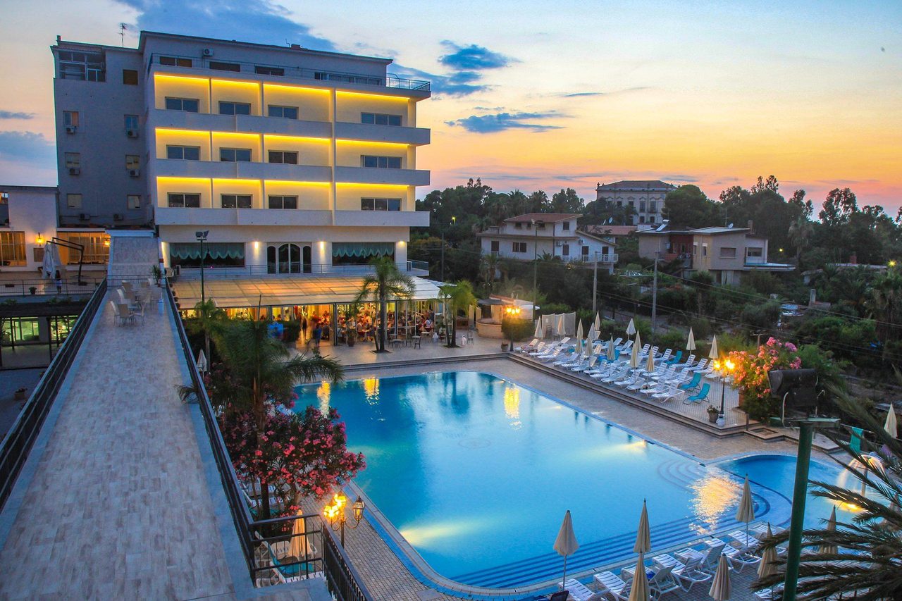 Hotel Santa Lucia Le Sabbie d'Oro - Cefalù - Vacanzelike