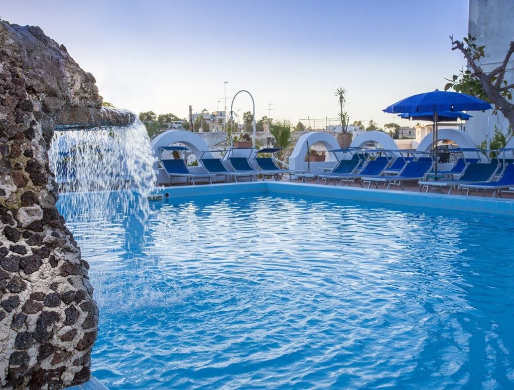 Hotel Tirrenia Ischia - Ischia Porto - Ponte - Vacanzelike