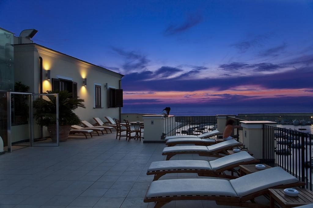 Hotel Villa Carolina Ischia - Forio d'Ischia - Vacanzelike