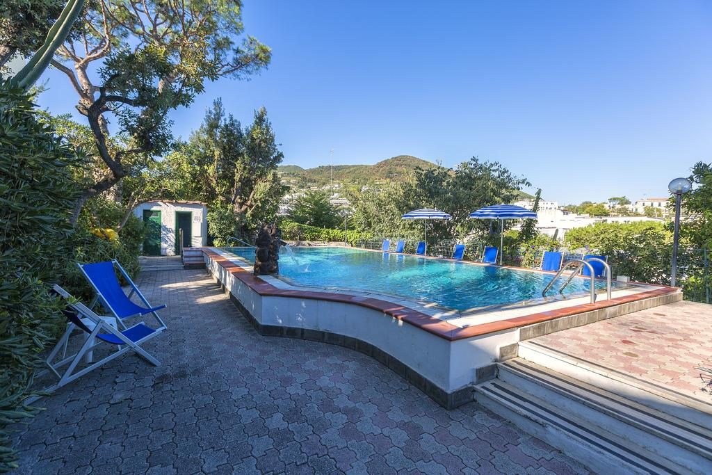 Hotel Vittoria Ischia - Ischia Porto - Ponte - Vacanzelike