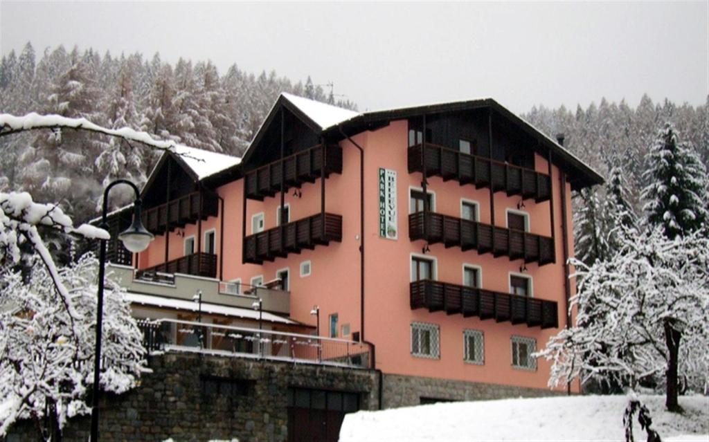 Park Hotel Bellevue Dimaro - Dimaro - Vacanzelike