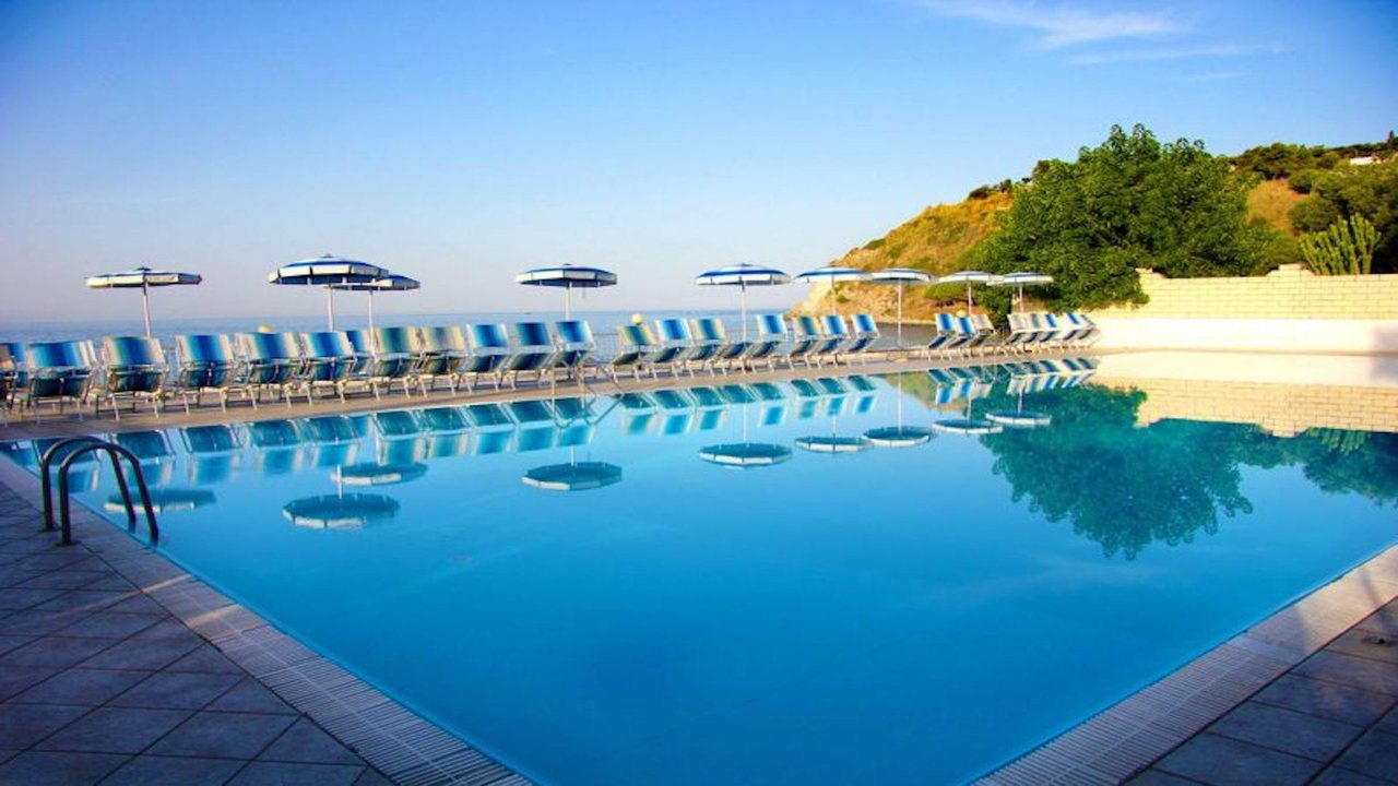 Villaggio Baia d'Ercole - Capo Vaticano - Vacanzelike